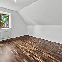 Großzügiges 9-Zimmer-Einfamilienhaus mit Kamin, Wintergarten und Tiefgarage