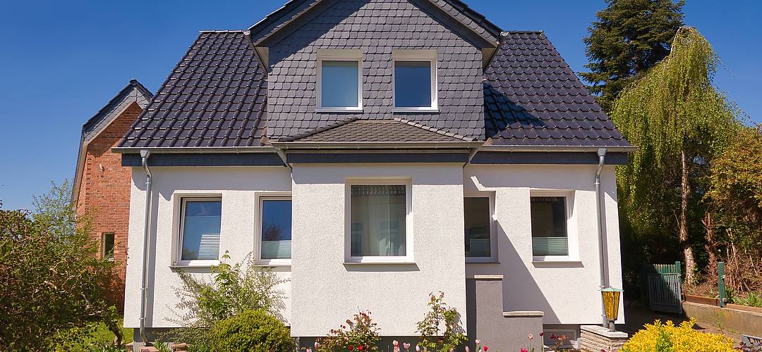 Haus gekauft oder geerbt: Gibt es eine Sanierungspflicht?