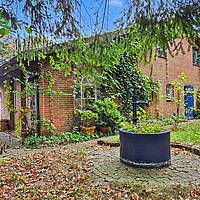 Alleinlage mit Weitblick – vielseitiger Resthof mit fünf Wohnungen, Stallgebäude und 9.622 m² Grundstück