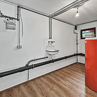 Großzügiges 9-Zimmer-Einfamilienhaus mit Kamin, Wintergarten und Tiefgarage